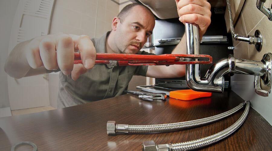 Professional same day plumber in Plainville, IN